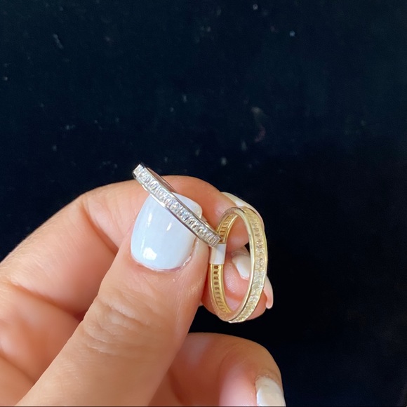 covermeblack Jewelry - Solitaire bands covermeblack Jewelry - Solitaire bands